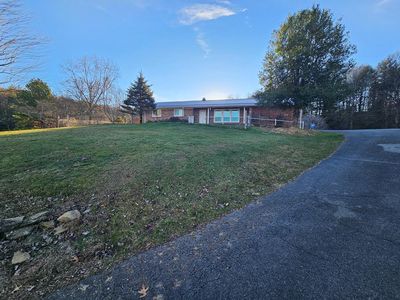 11557 Pine Camp Rd, Coeburn, VA, 24230