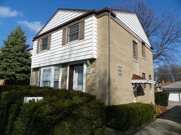 2nd image of 1813 Newcastle Ave