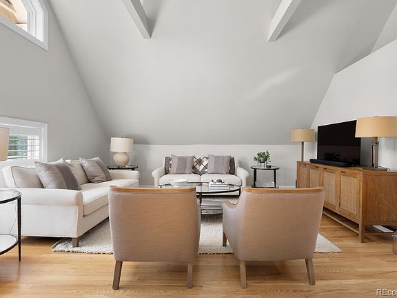 5th image of 1101 Gaylord Street #6