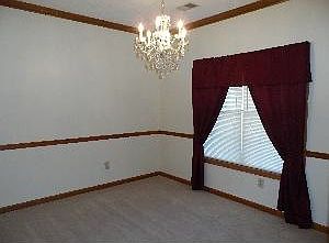 5th image of 2034 Flint Hill Dr