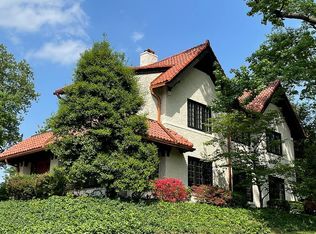 425 Algonquin Pl, Saint Louis, MO