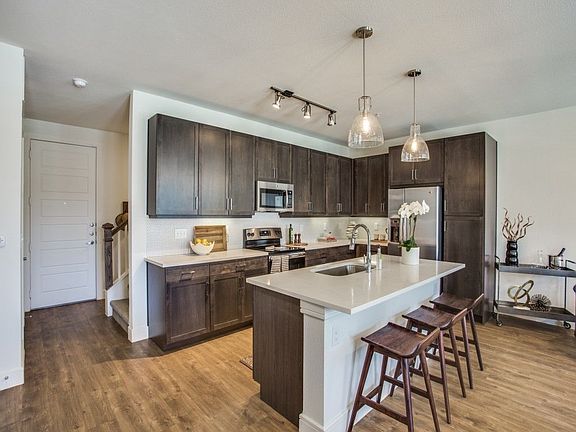 2nd image of 5065 Amesbury Dr APT 458