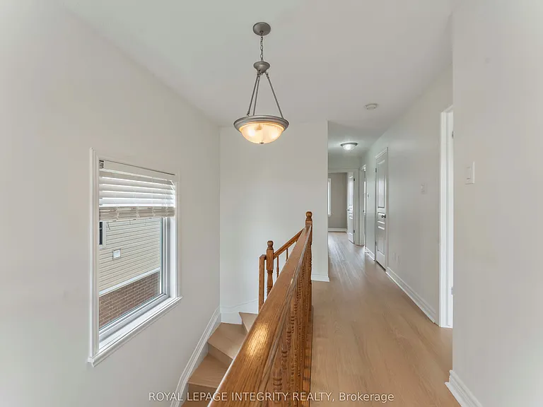 424 Cooks Mill Cres — Photo 11