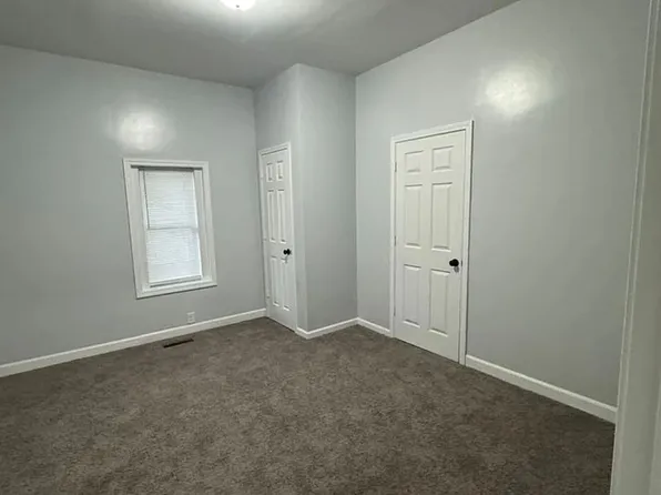 122 E 14th St, Winston Salem, NC 27105