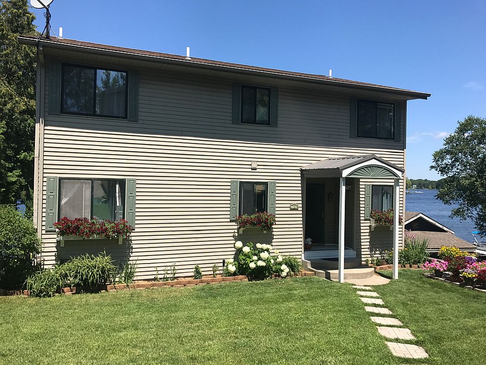 1st image of 780 Hillcrest Dr