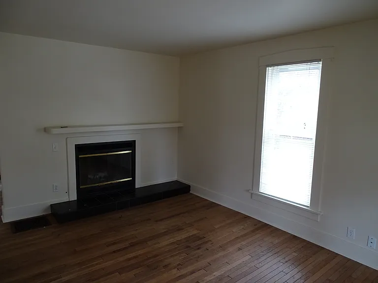602 Lafayette St — Photo 11