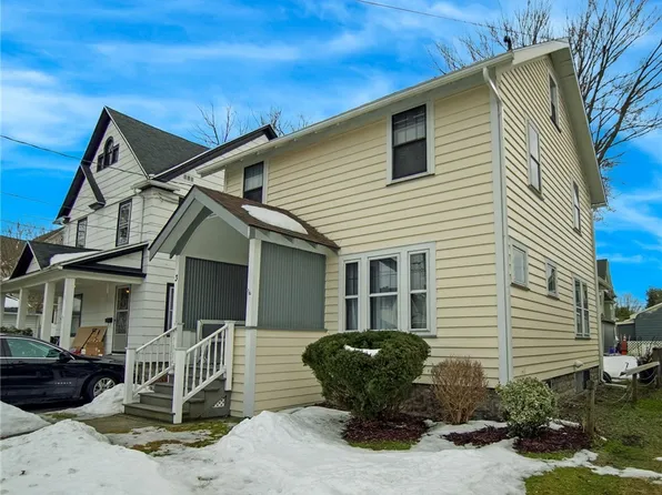 3 Hull Park, Batavia, NY 14020