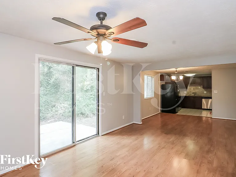 4788 N Cir — Photo 10