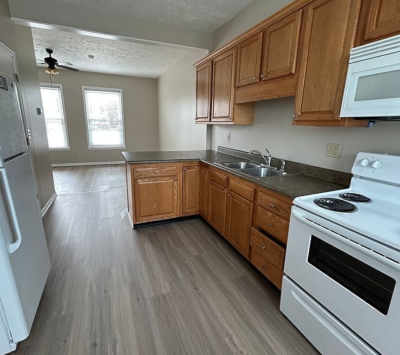 1st image of 101-103 N Franklin St #300