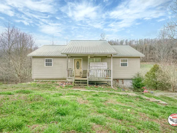 333 Parrott Hollow Ln, Livingston, TN 38570