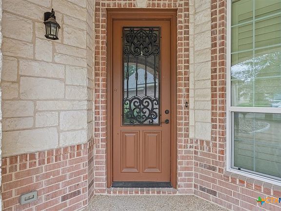 5th image of 505 Park Place Ln