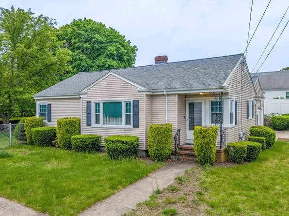 43 Caswell St, New Bedford, MA 02745