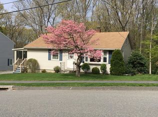 29 Ridgewood Rd, Worcester, MA 01606