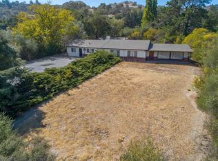 525 Madonna Ln, Walnut Creek, CA 94597