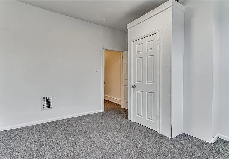 354 Ophelia St — Photo 6