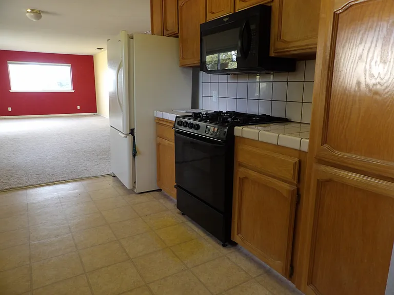 42366 Old Yosemite Rd — Photo 18