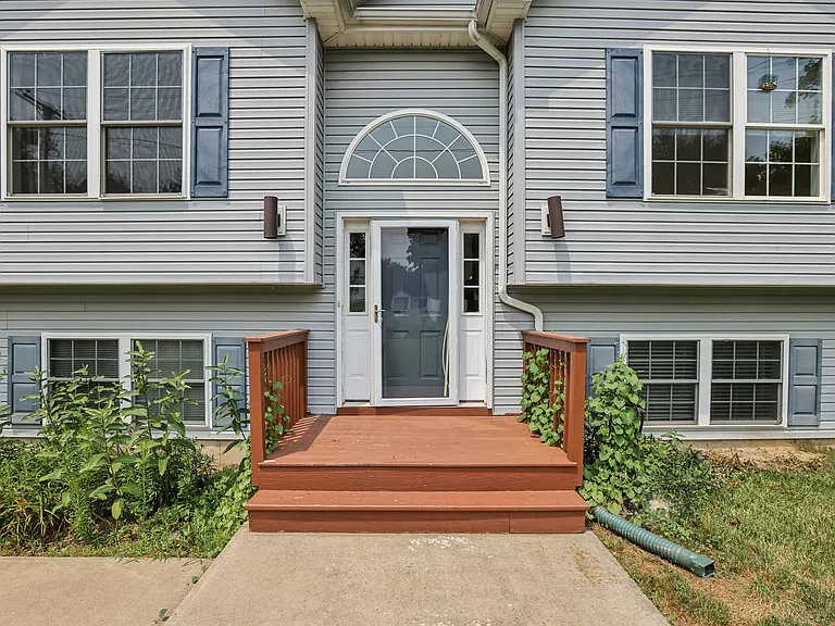 25 Red Schoolhouse Rd — Photo 35