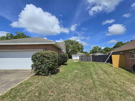 3rd image of 1574 Hunters Creek Dr