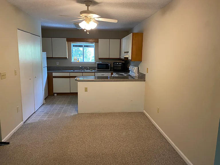 4527 Kimberly Way — Photo 6
