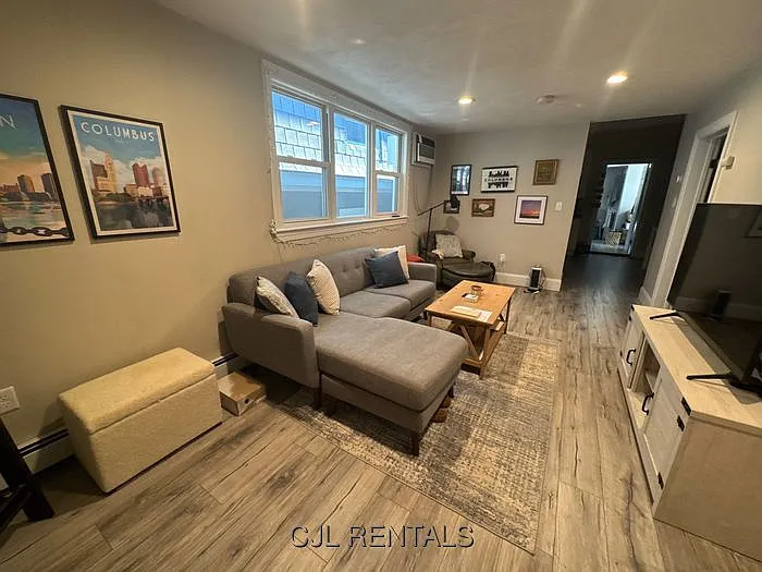 63 Falcon St #3R-21 — Photo 3
