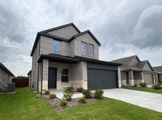 525 Epiphany Ln, Lavon, TX 75166