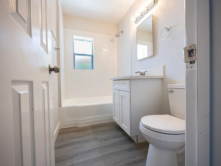 1008 S 3rd St #1 — Photo 5