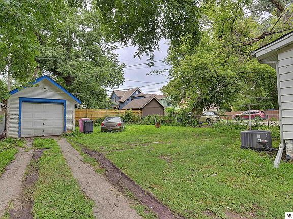 4th image of 2808 N 45th St