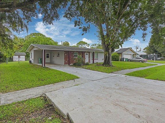2nd image of 2907 Sherwood Lane