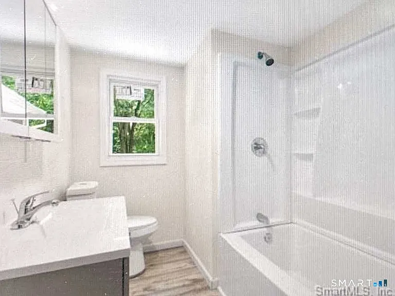 303 Bunker Hill Ave — Photo 6