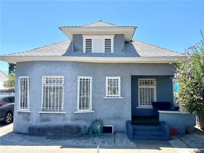 912 E 56th St, Los Angeles, CA, 90011