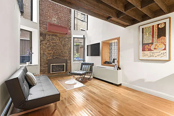 Sold by Compass | media 8