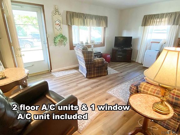 5th image of 216 Westgate Dr