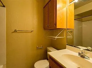 1000 Rambling Oaks Dr #3 — Photo 3