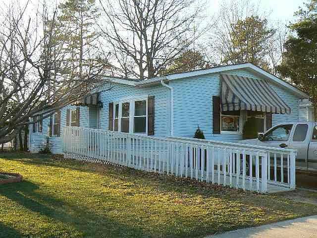 40 Hickory