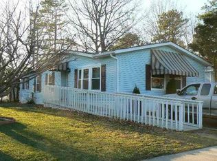 40 Hickory Ln, Mays Landing, NJ 08330