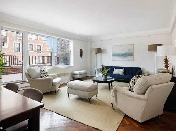 710 Park Avenue image 1 of 19