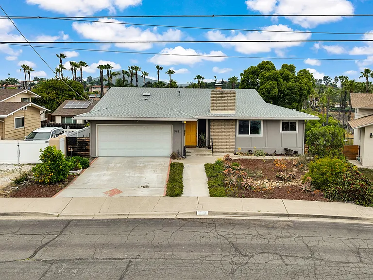 5621 Morro Way — Photo 5