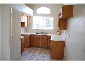 5th image of 12161 Yvonne Richardson Ave