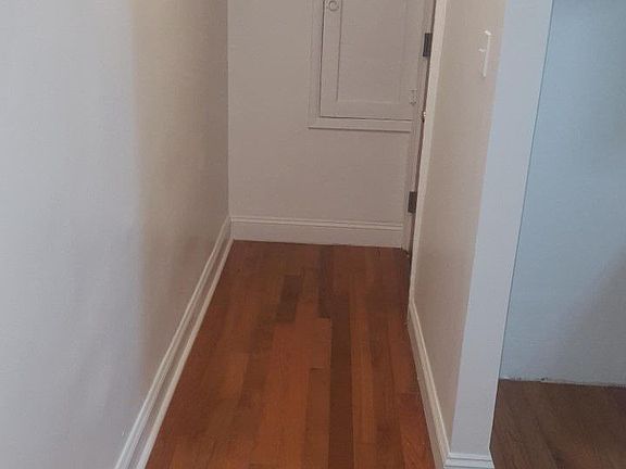 3rd image of 1704 E 15th St APT A6