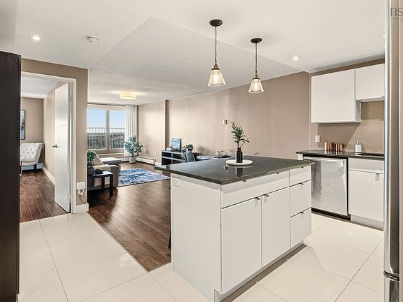 5th image of 6369 Coburg Rd #1004