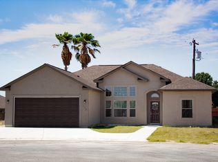 123 Red Cloud Trl, Del Rio, TX 78840