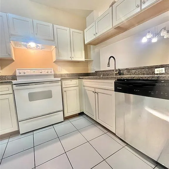 1211 Kennewick Ct — Photo 5