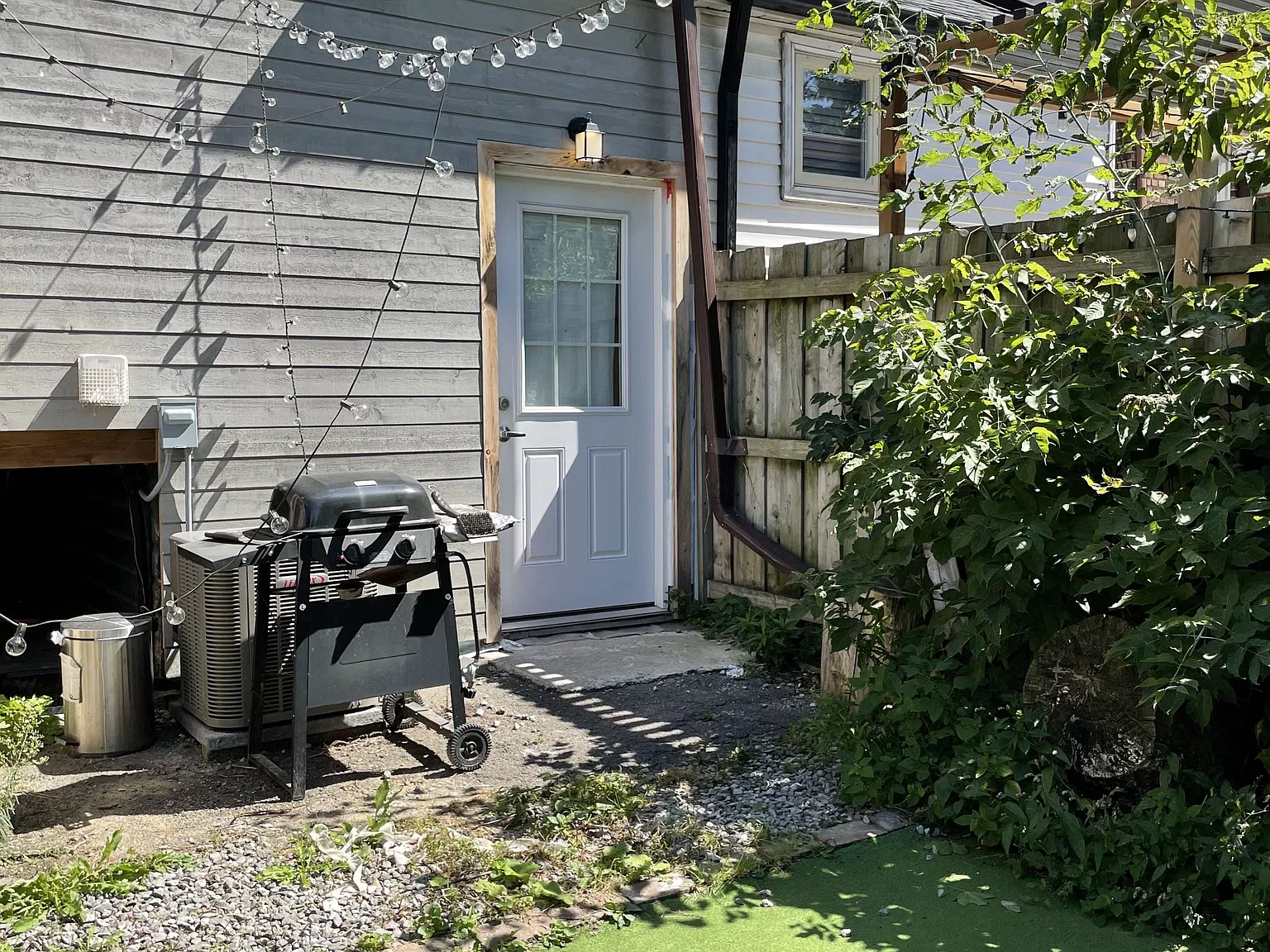 1 bed, $1,600 — Photo 2