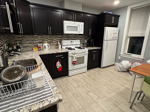 5th image of 15 Sewall St #3