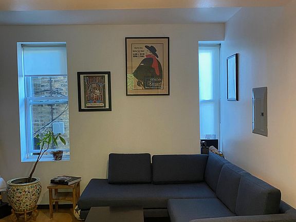 2nd image of 1715 N Winchester Ave APT 2