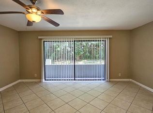 2050 N Congress Ave APT 108, West Palm Beach, FL 33401