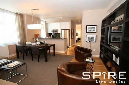 2nd image of 320 W 38th St APT 1527