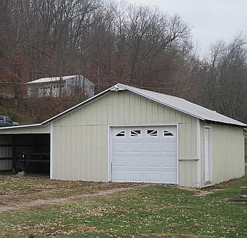 Garage (20x24) Carport 11'