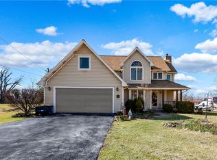 159 Stone Quarry Rd, Monaca, PA 15061