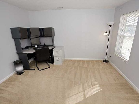 3rd image of 2355 Foxtail Dr